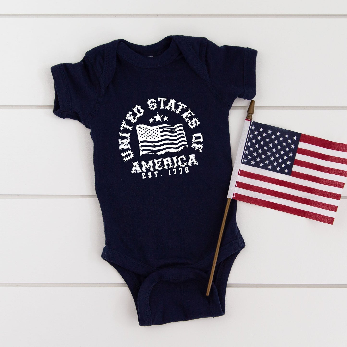 USA Flag Circle | Baby Graphic Short Sleeve Bodysuit