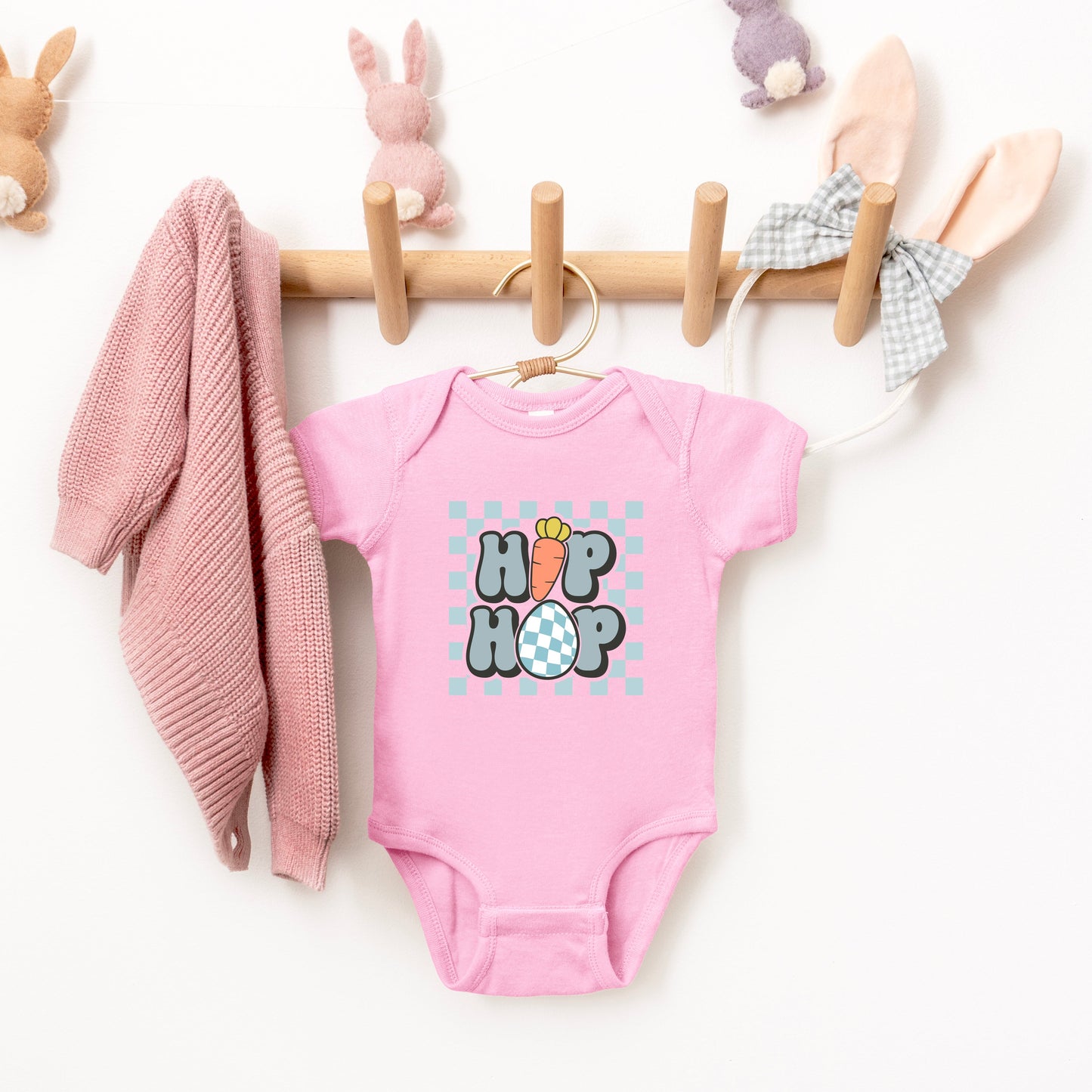 Hip Hop Carrot | Baby Graphic Short Sleeve Bodysuit