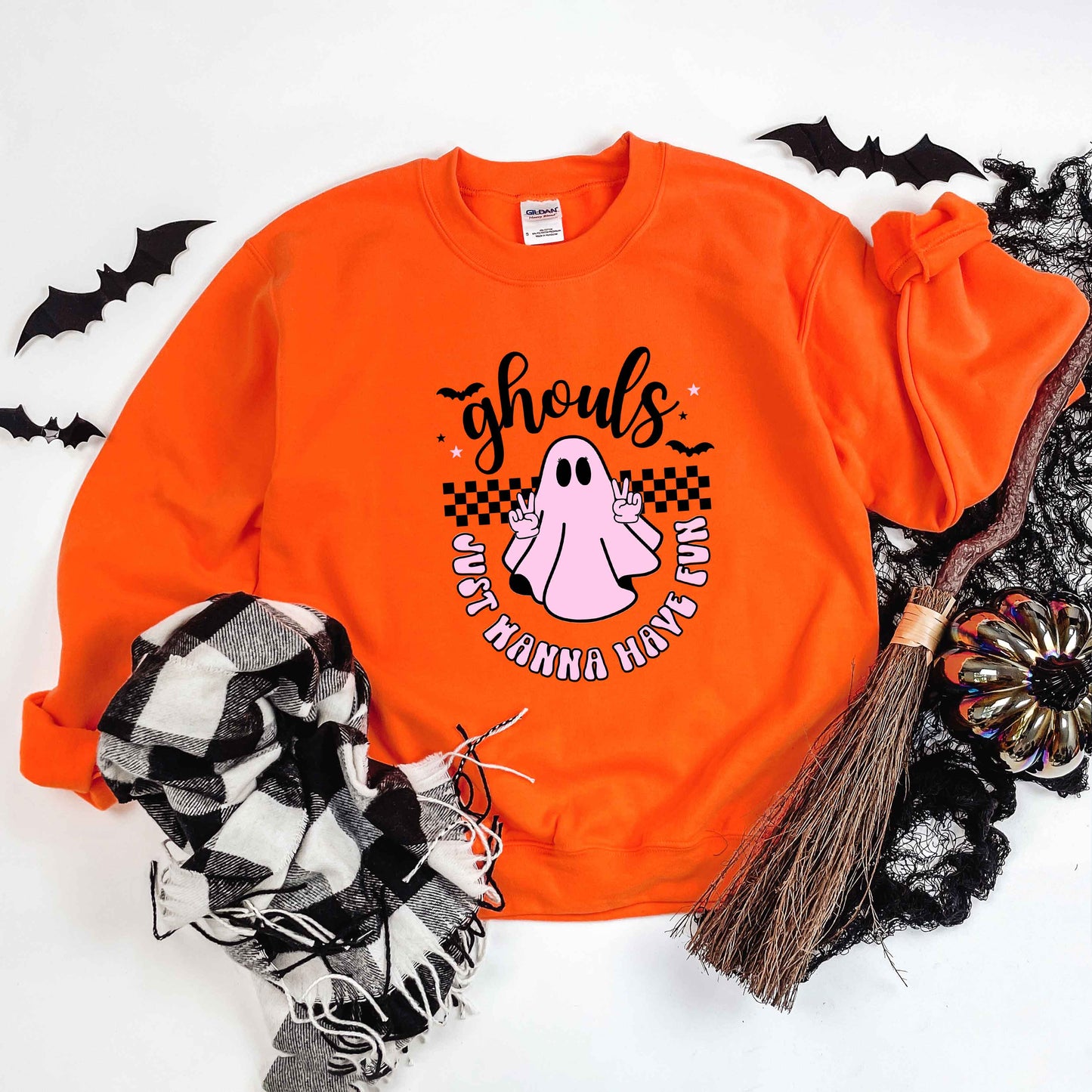 Just Wanna Have Fun Checkered | Sweatshirt