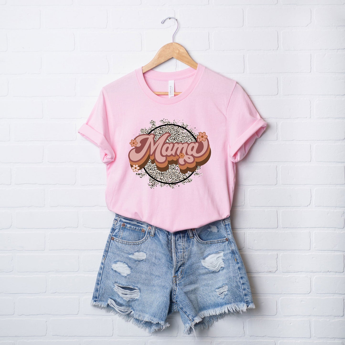 Mama Leopard Circle | Short Sleeve Graphic Tee