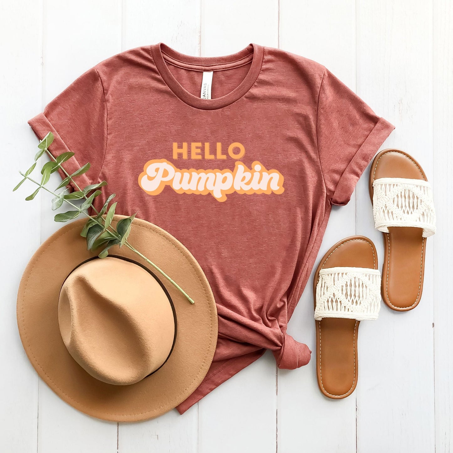 Retro Hello Pumpkin | Short Sleeve Graphic Tee