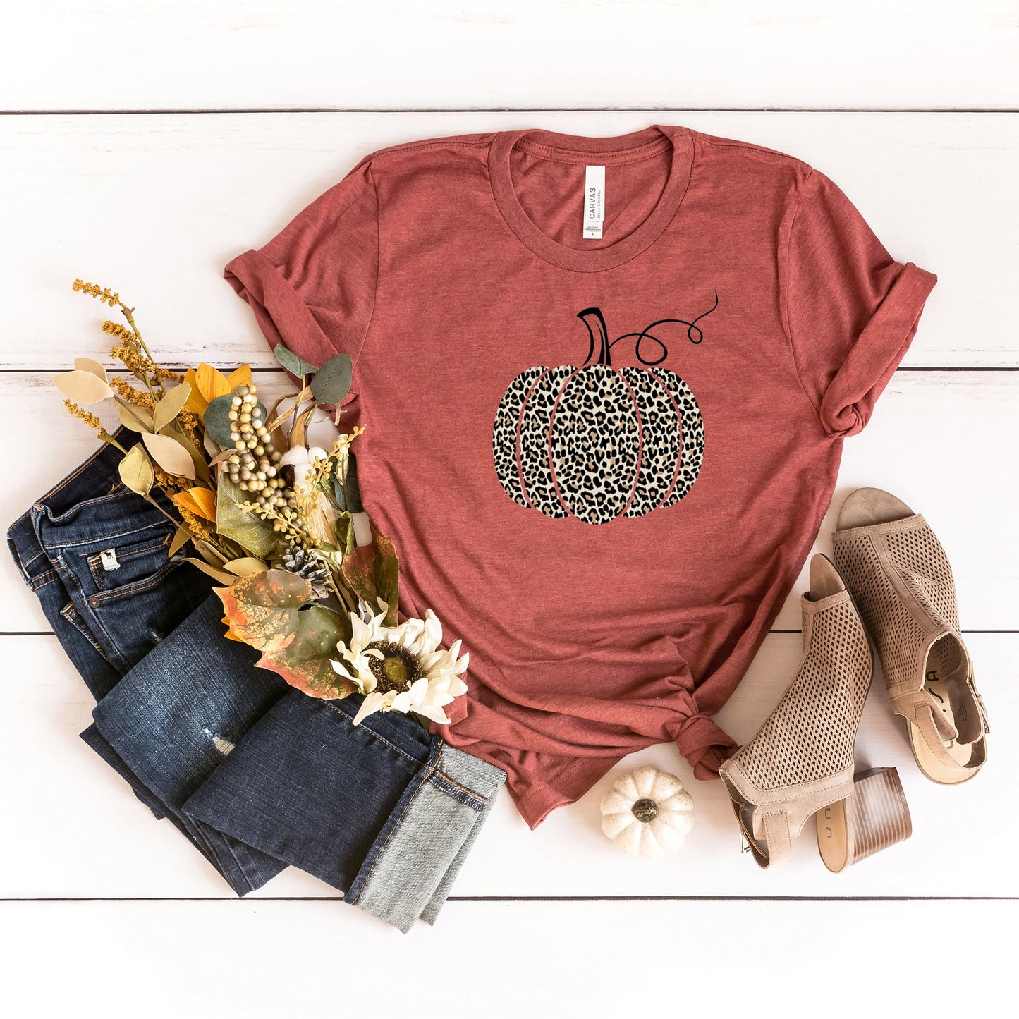 Leopard Pumpkin | Short Sleeve Graphic Tee