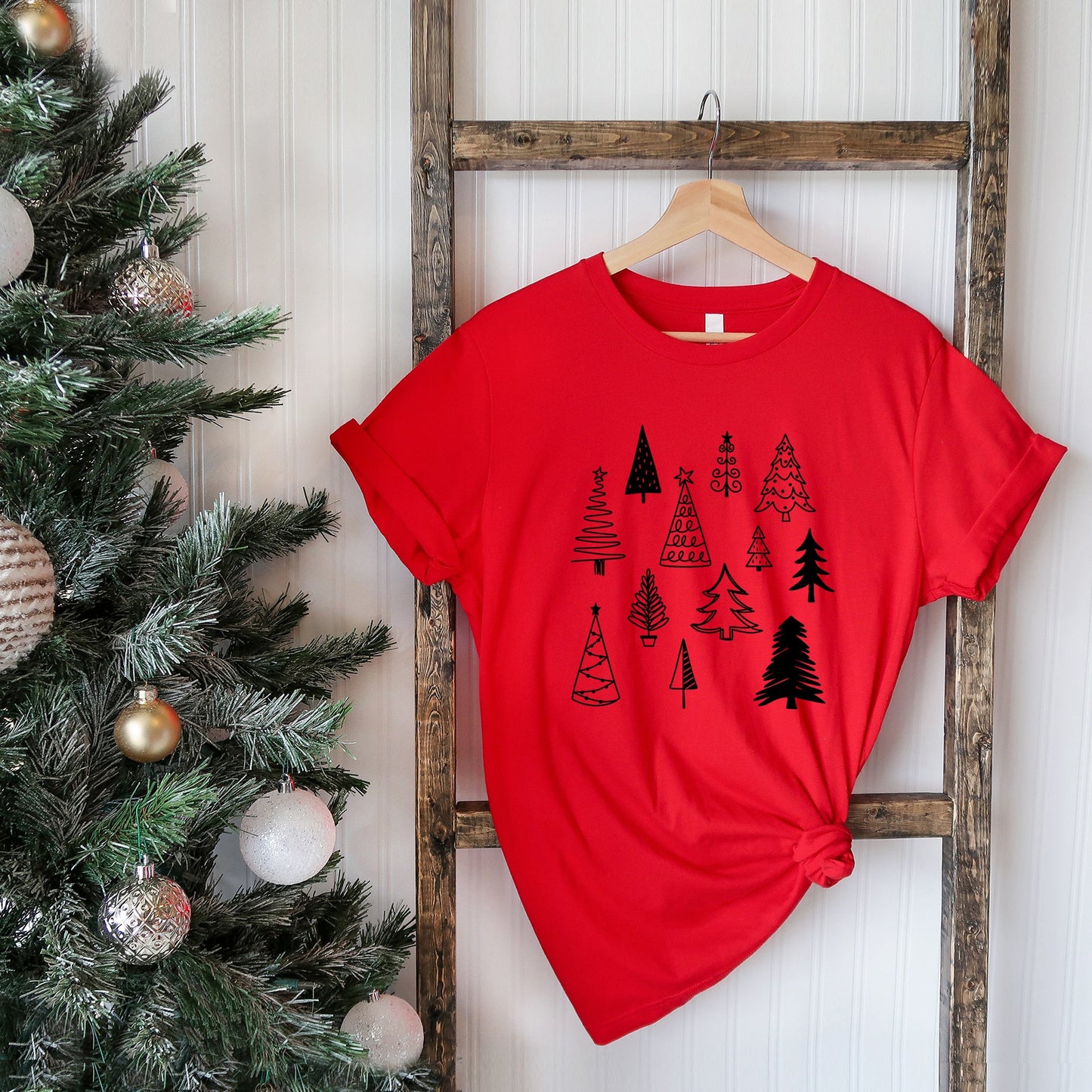 Christmas Tree Botanical | Short Sleeve Crew Neck