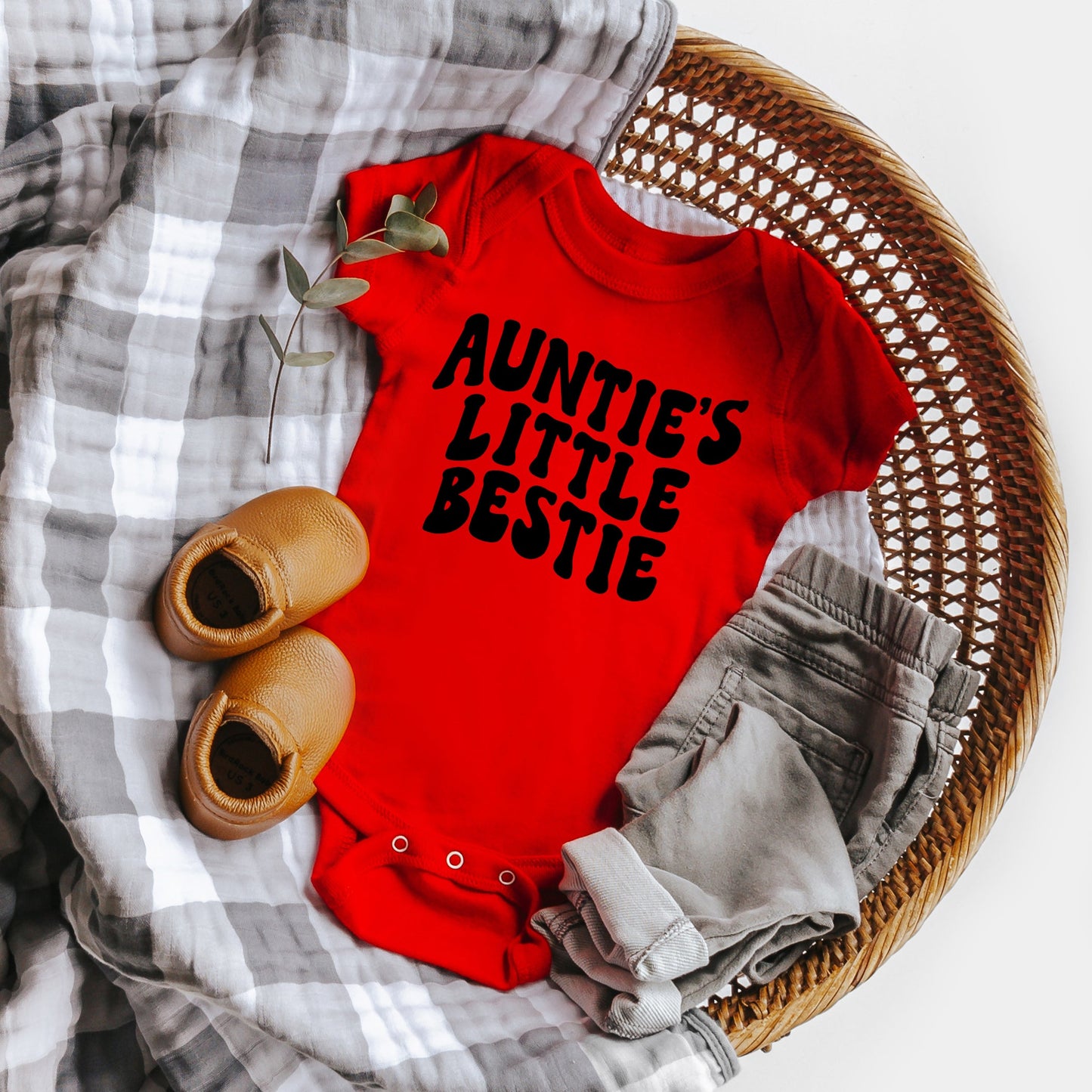 Auntie's Little Bestie | Baby Graphic Short Sleeve Bodysuit