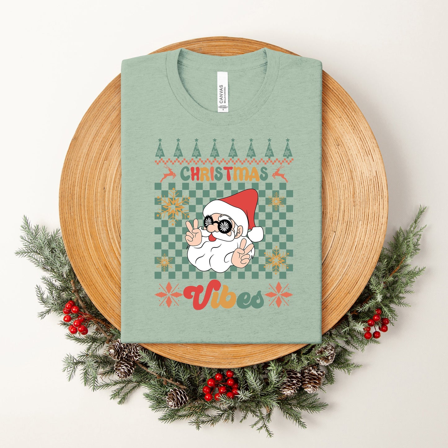 Christmas Vibes Peace Sign | Short Sleeve Crew Neck