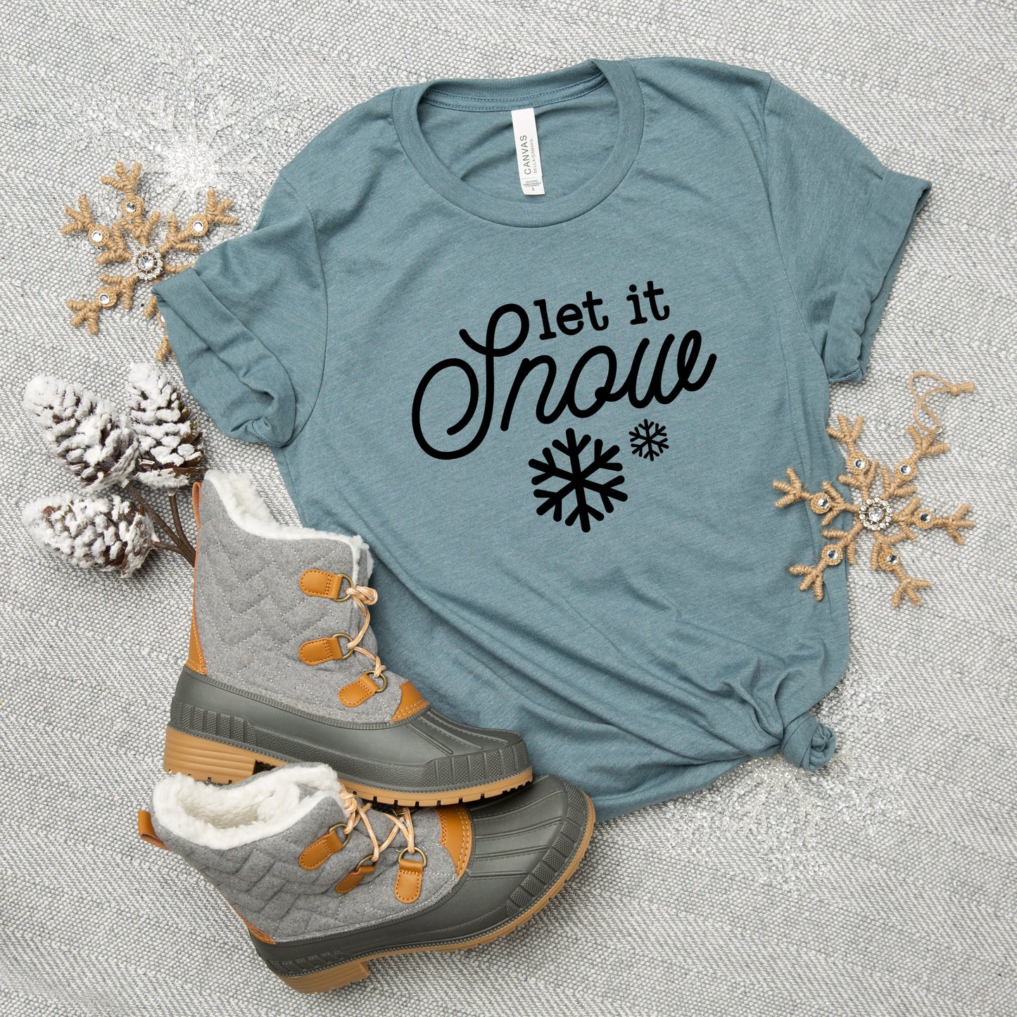 Let It Snow Snowflake | Short Sleeve Graphic Tee