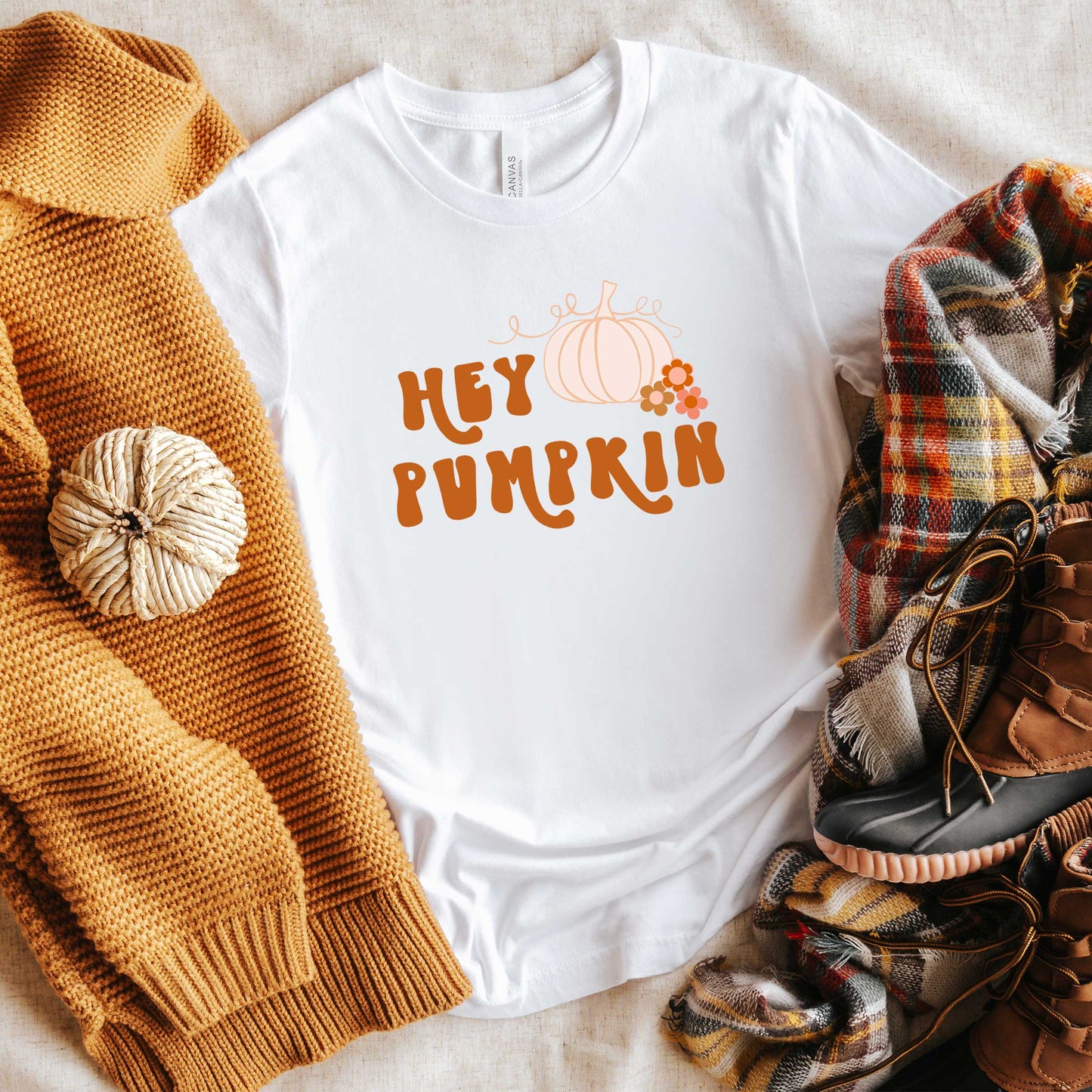 Hey Pumpkin Colorful | Short Sleeve Graphic Tee