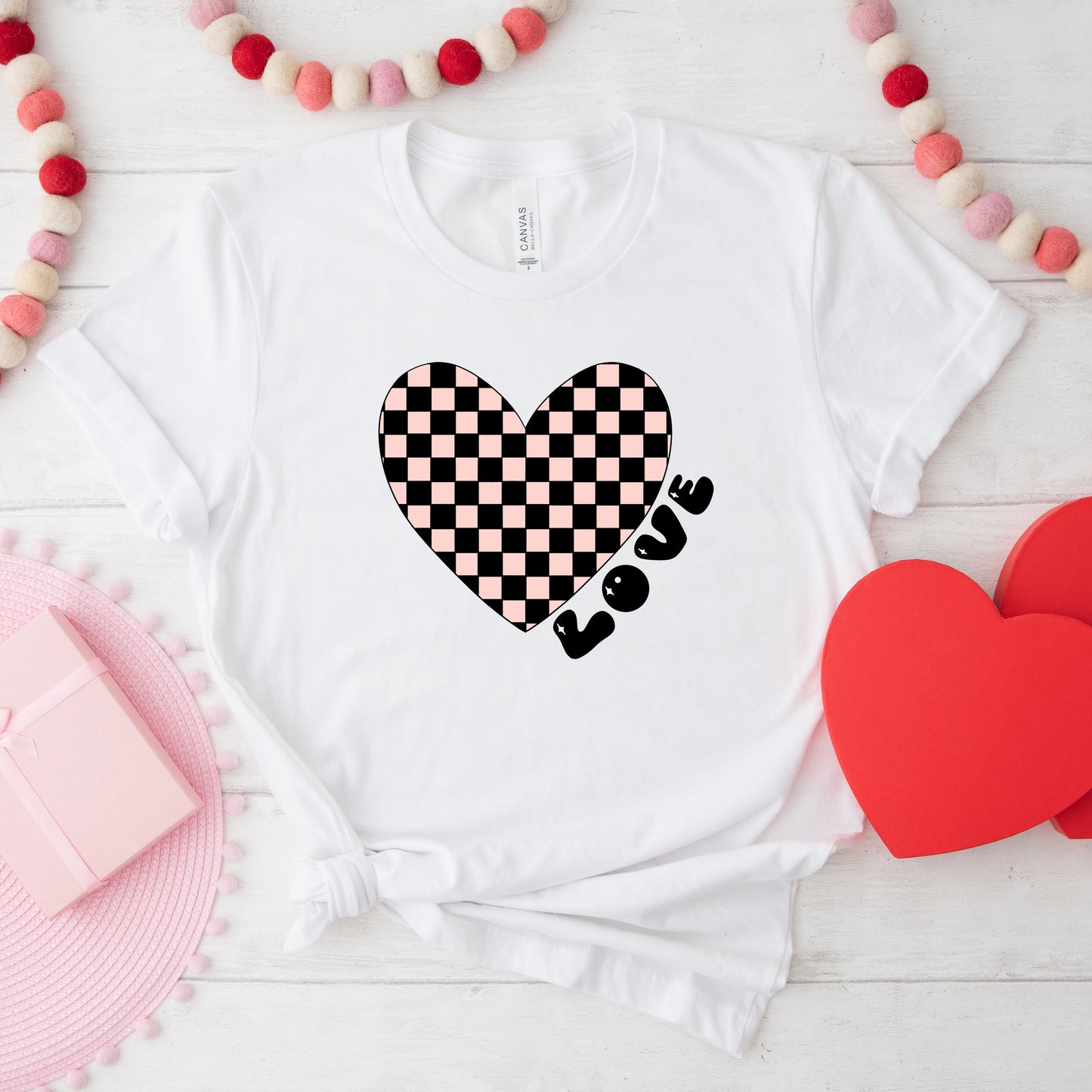 Checkered Heart Black | Short Sleeve Crew Neck