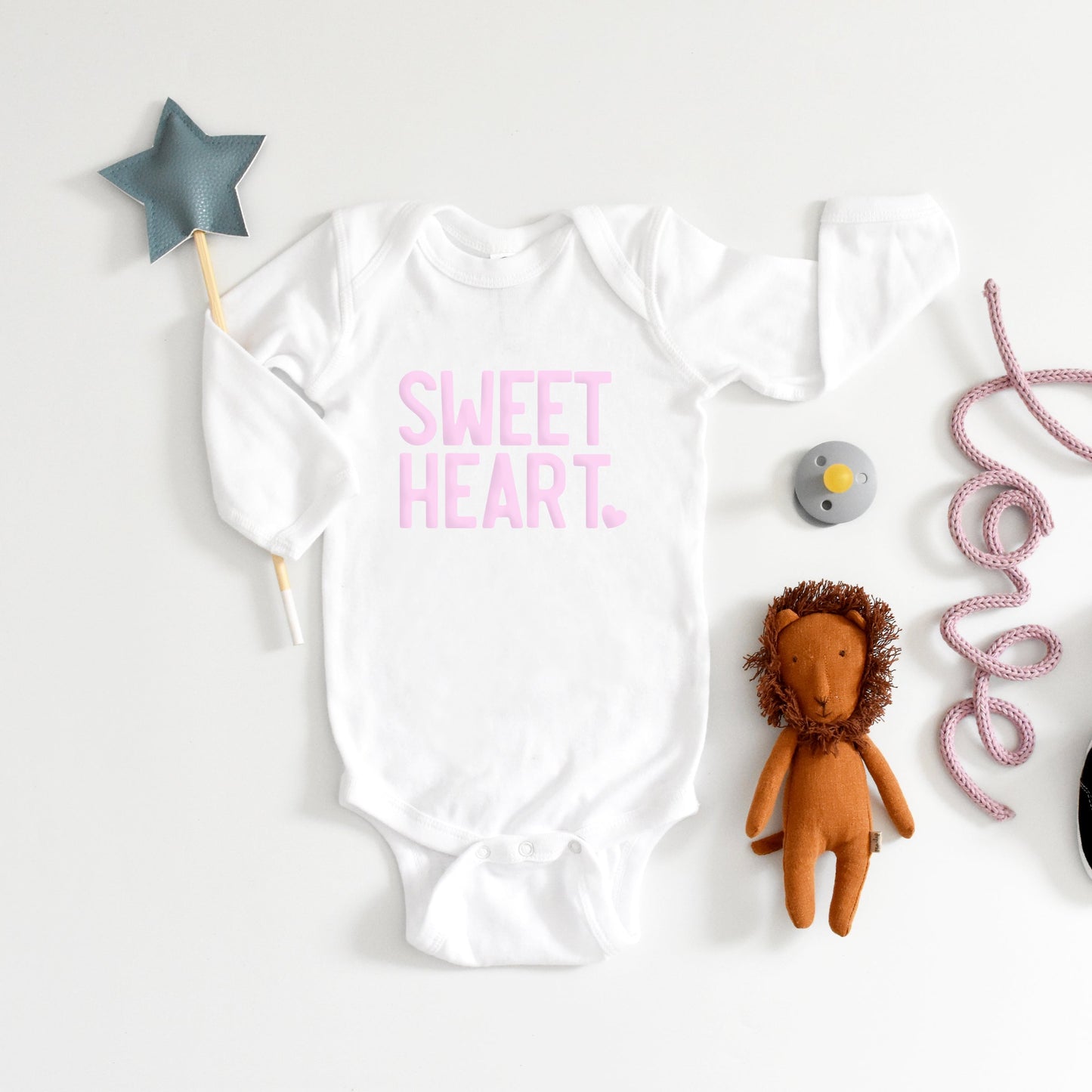 Sweetheart | Baby Graphic Long Sleeve Bodysuit
