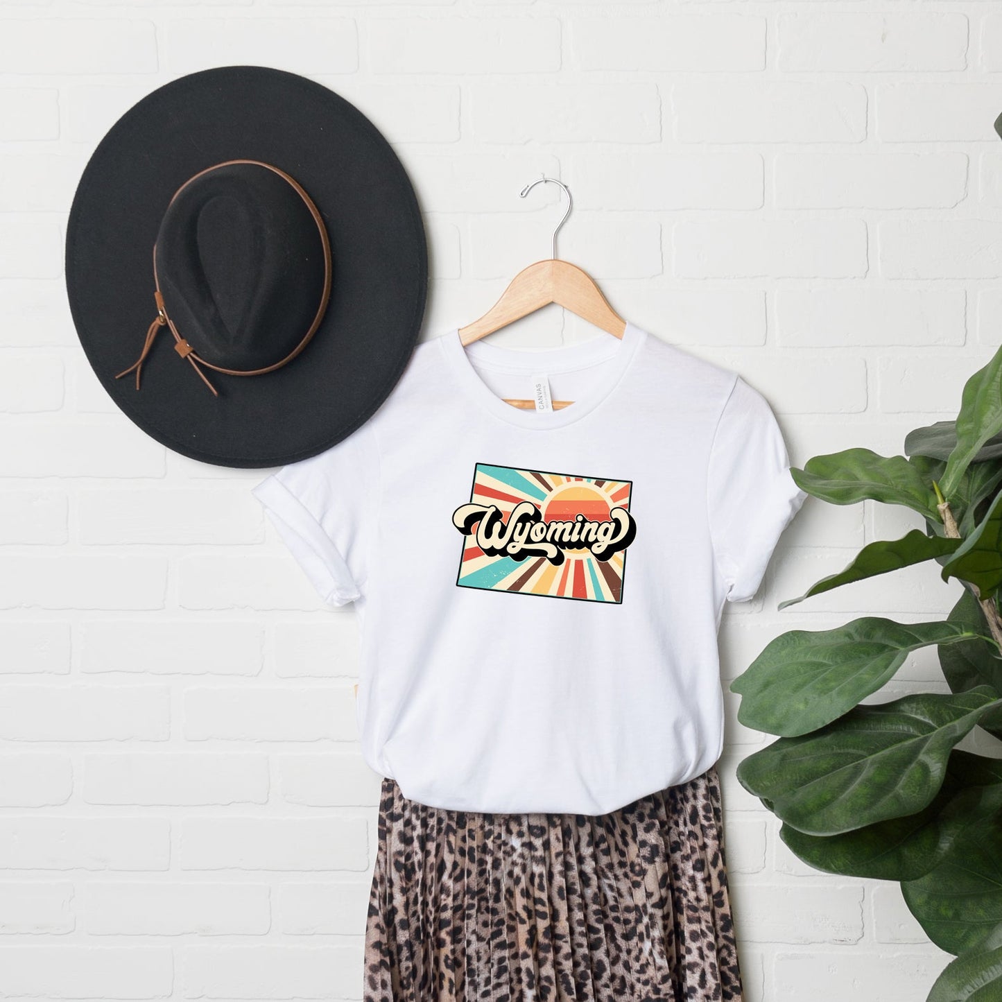 Retro Wyoming | Short Sleeve Graphic Tee