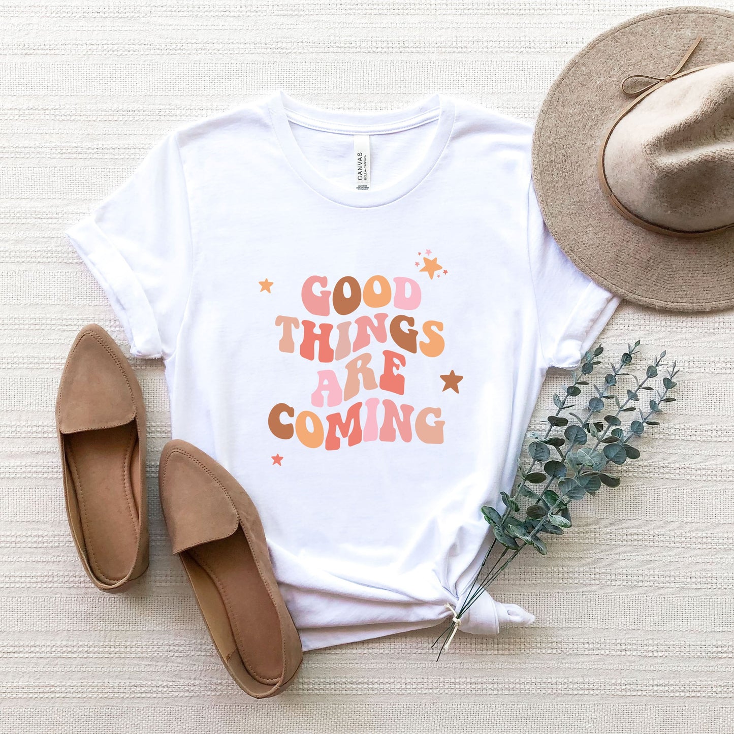 Good Things Are Coming Stars | Short Sleeve Graphic Tee