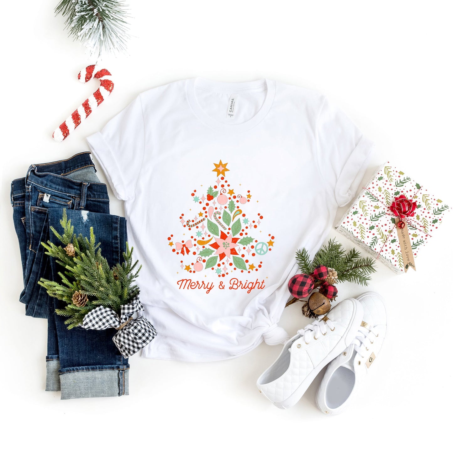 Merry and Bright Tree Grunge | Short Sleeve Crew Neck