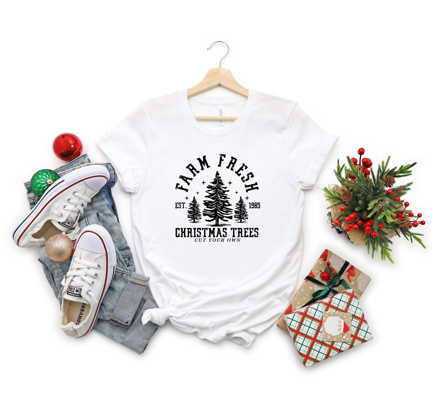 Farm Fresh Christmas Trees Stars | Short Sleeve Crew Neck