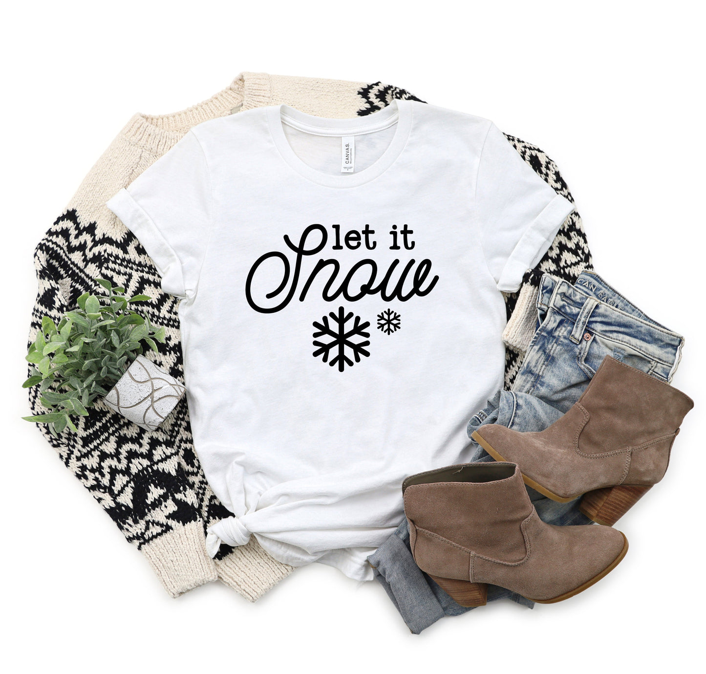 Let It Snow Snowflake | Short Sleeve Graphic Tee