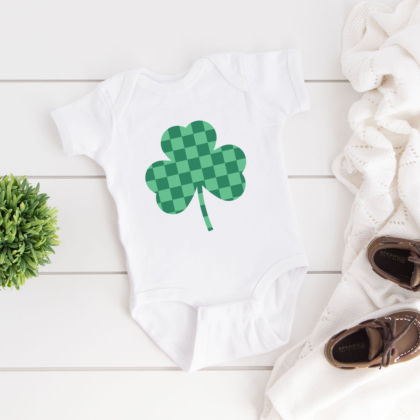 Checker Shamrock | Baby Graphic Short Sleeve Bodysuit