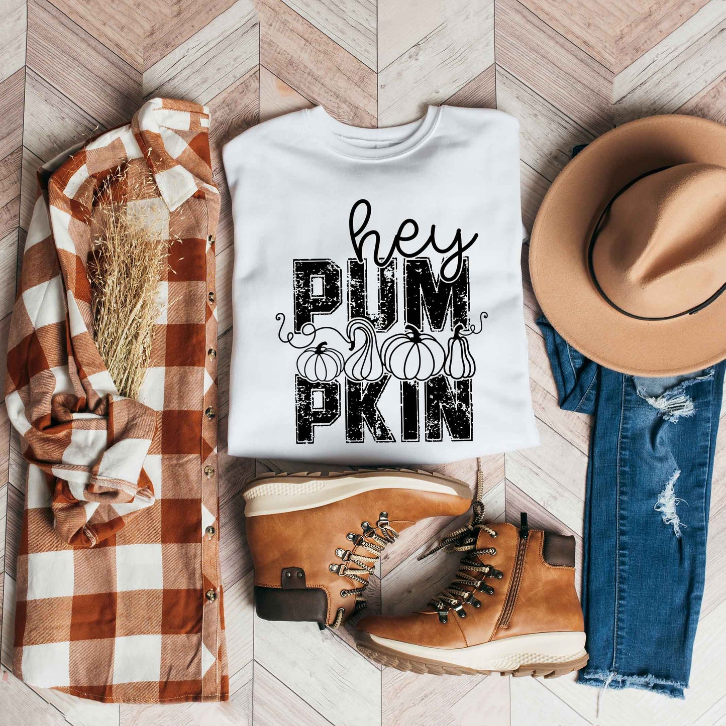 Hey Pumpkin Distressed | Sweatshirt