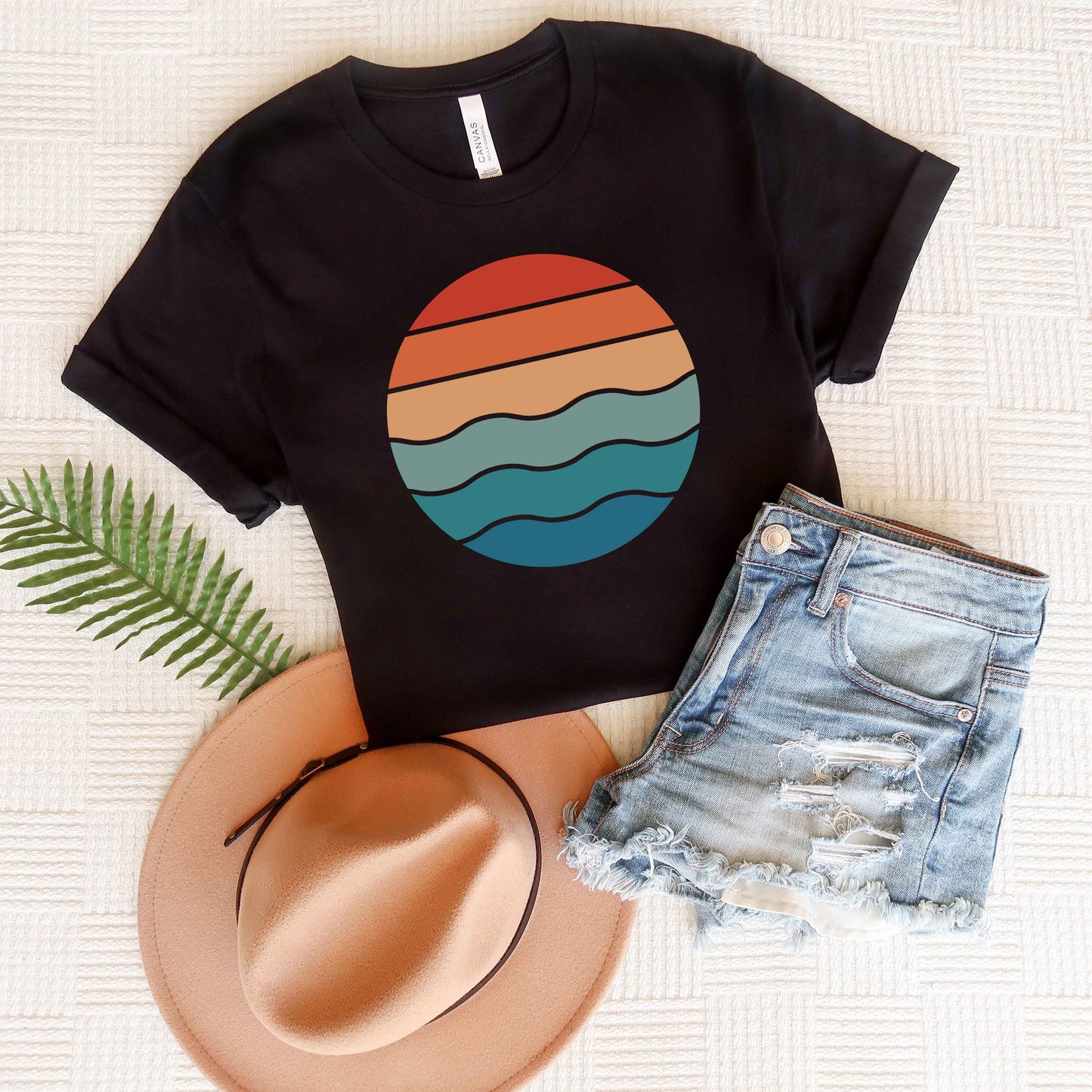 Retro Sun and Sea | Short Sleeve Graphic Tee