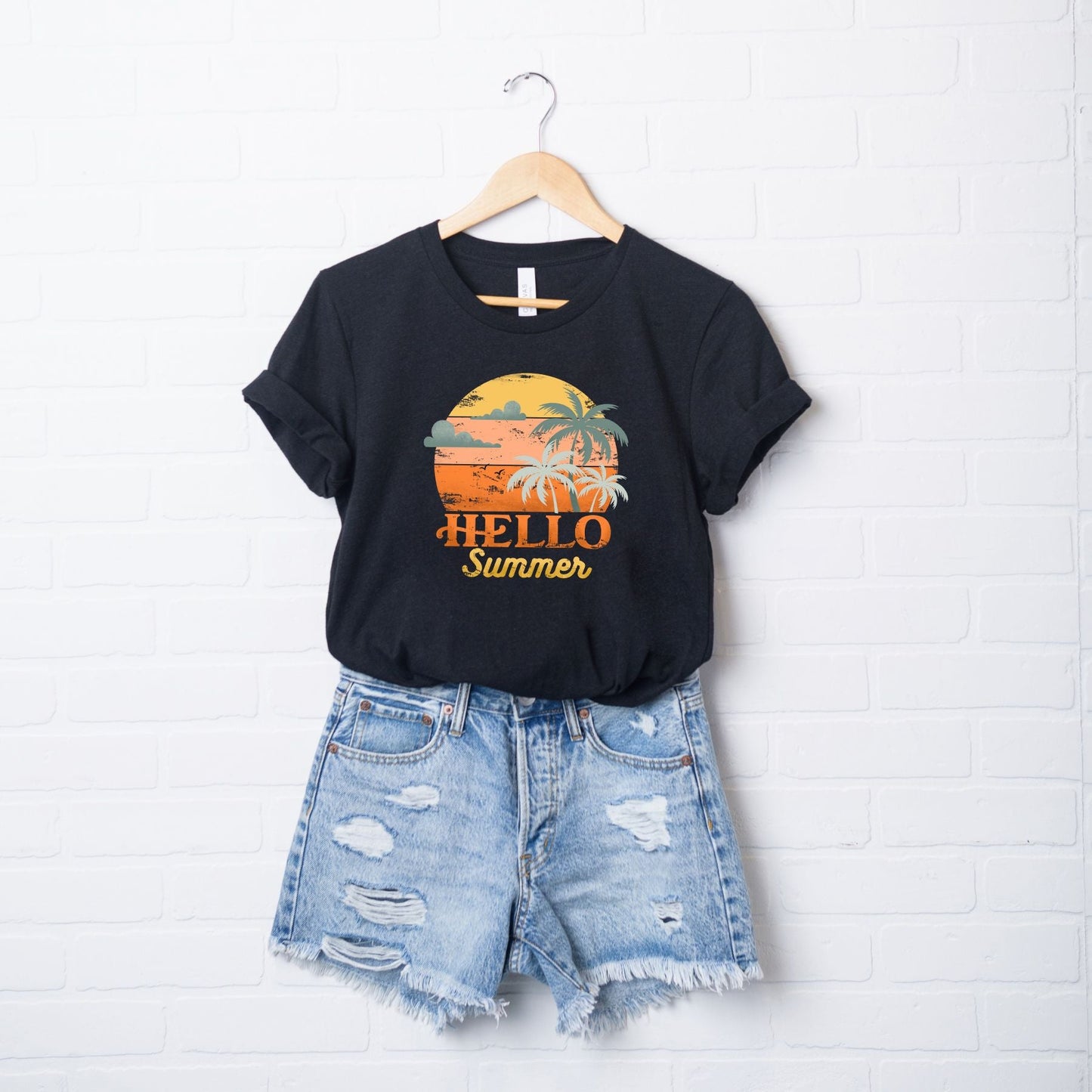 Hello Summer Sunset | Short Sleeve Graphic Tee